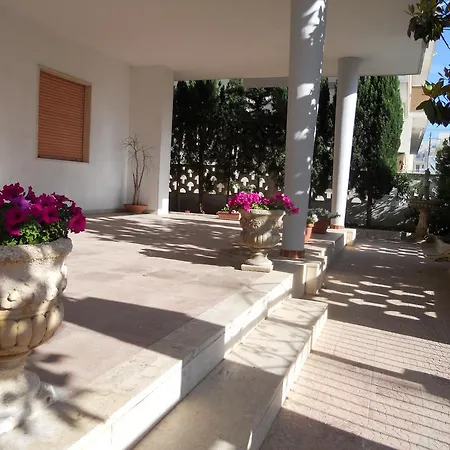 Bouganville דירה
